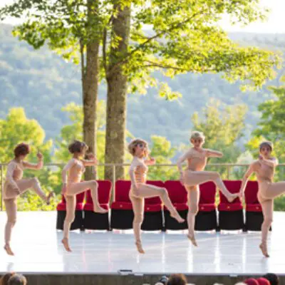 Nadine-Bommer-Dance-Company-2