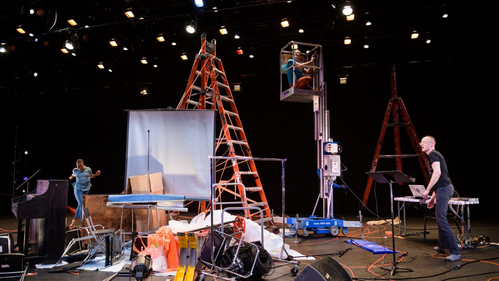 D8X3898_CREDIT-IAN-DOUGLAS